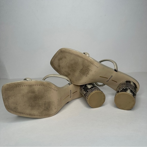 Dolce Vita Block Heel Sandal Snakeprint - Picture 10 of 10